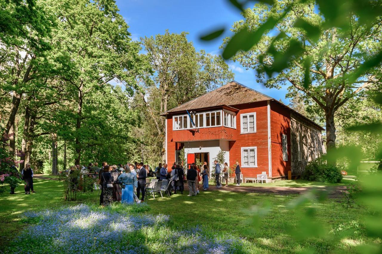 Hotel Uki Puhkekuela Pärnu Esterno foto