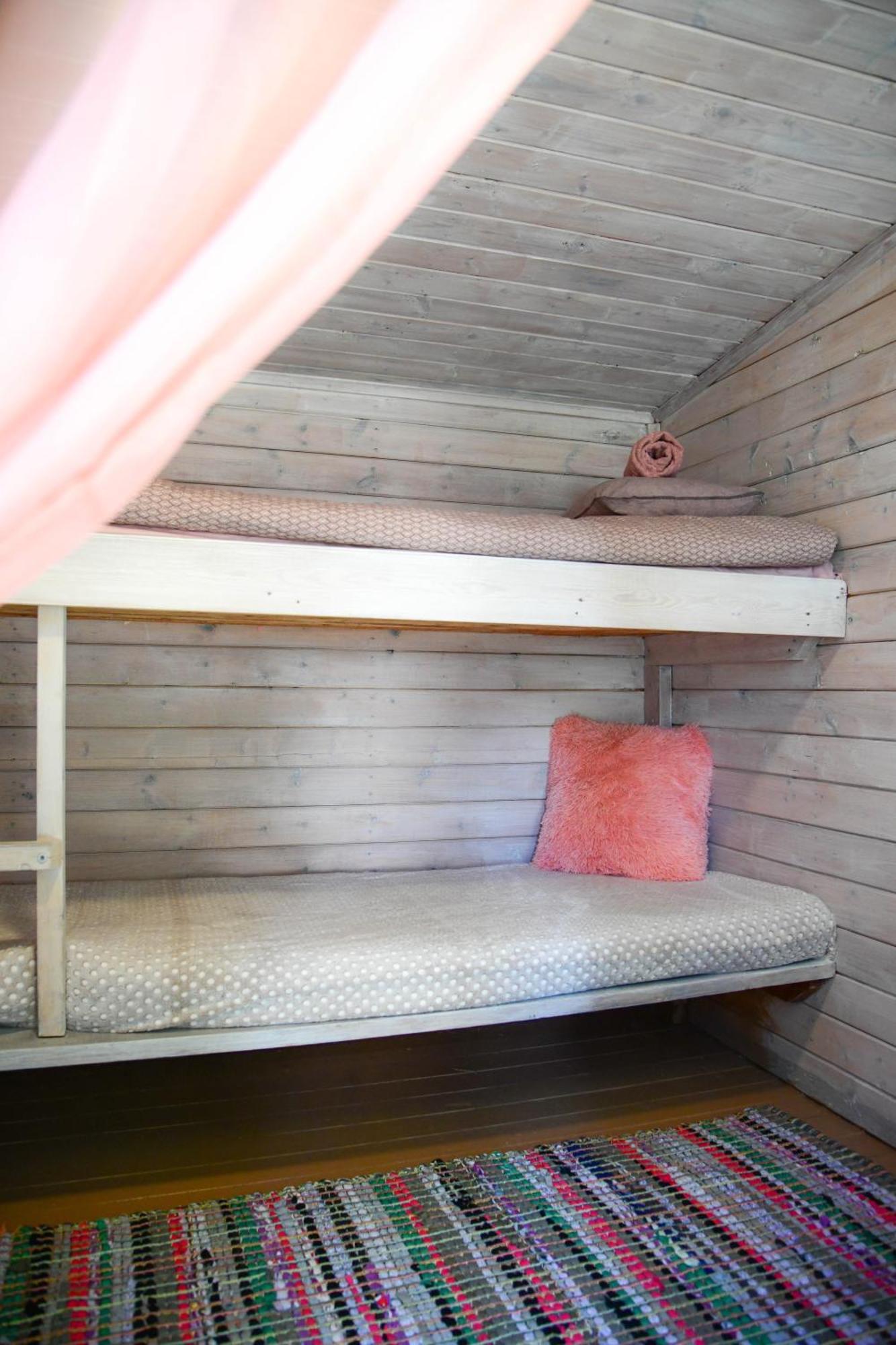 Hotel Uki Puhkekuela Pärnu Esterno foto